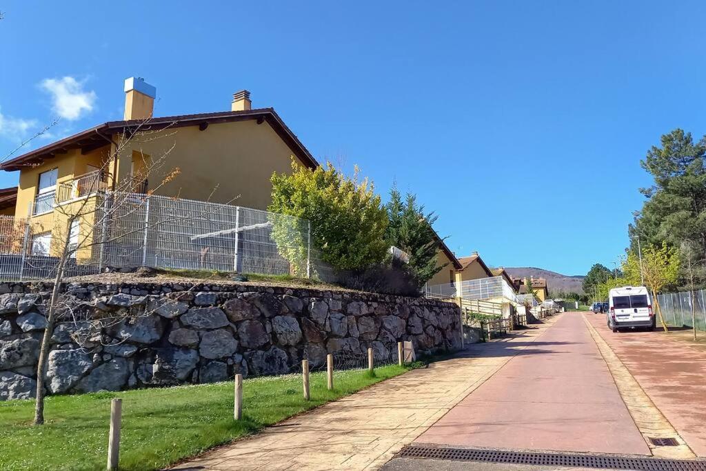 Duplex Rodeado De Naturaleza, Bodegas E Historia Sojuela Εξωτερικό φωτογραφία
